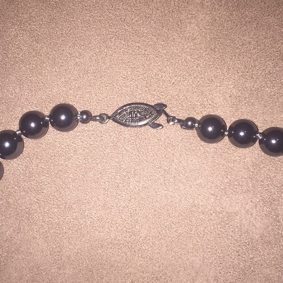 Hematite Necklace/Earrings - Picture 2 of 3